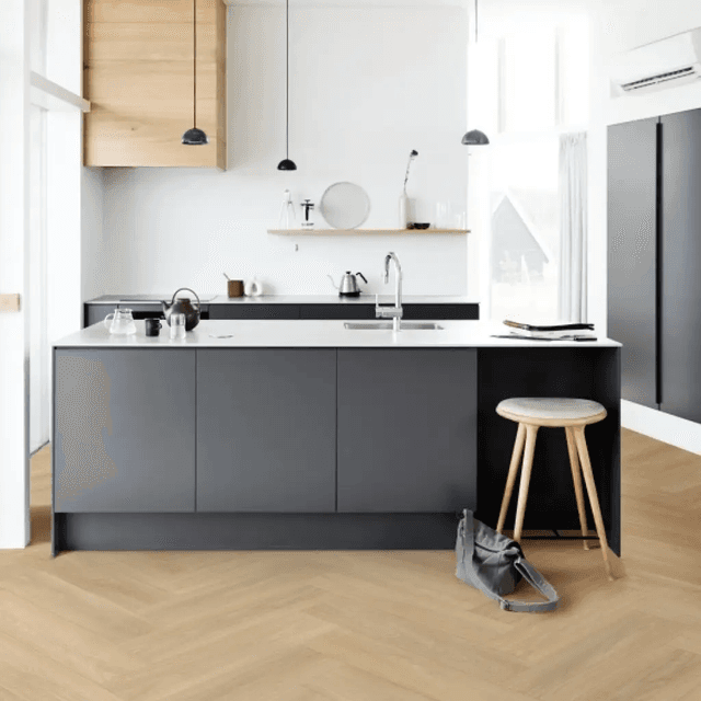 Panele winylowe z podkładem SPC LVT Dąb Tucker Beige 85266 Klasa 33 6 mm, 400096639, Unilin