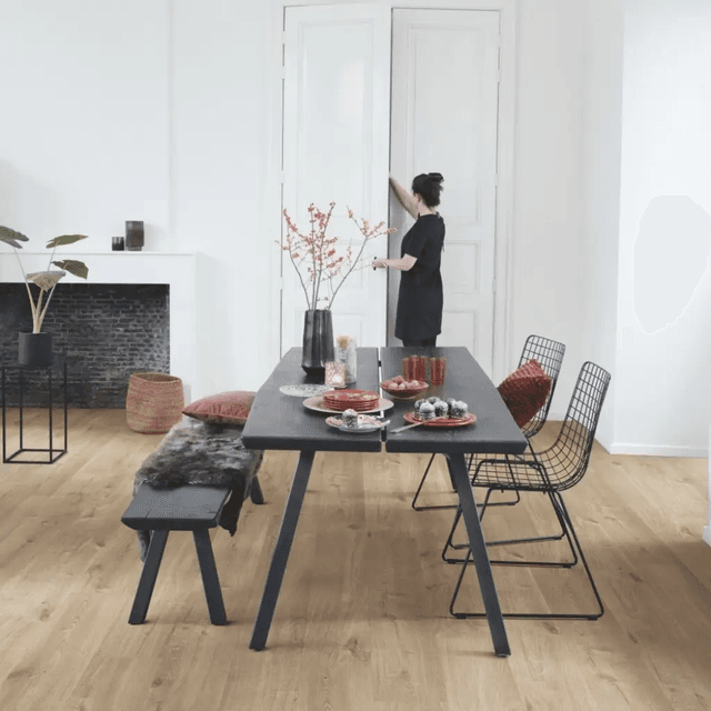 Panele winylowe SPC LVT z podkładem Dąb Bawełniany Naturalny Klasa 33 6 mm, AVMPU40104, Quick-Step Unilin
