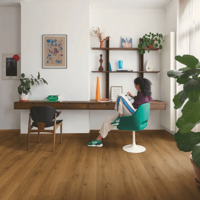 Panele winylowe SPC LVT z podkładem Dąb Karmelowy Botan Klasa 33 6 mm, AVMPU40315, Quick-Step Unilin