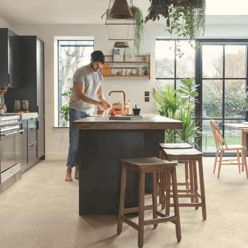 Panele winylowe SPC LVT z podkładem Beton Pebble Klasa 33 6 mm, AVMTU40276, Quick-Step Unilin