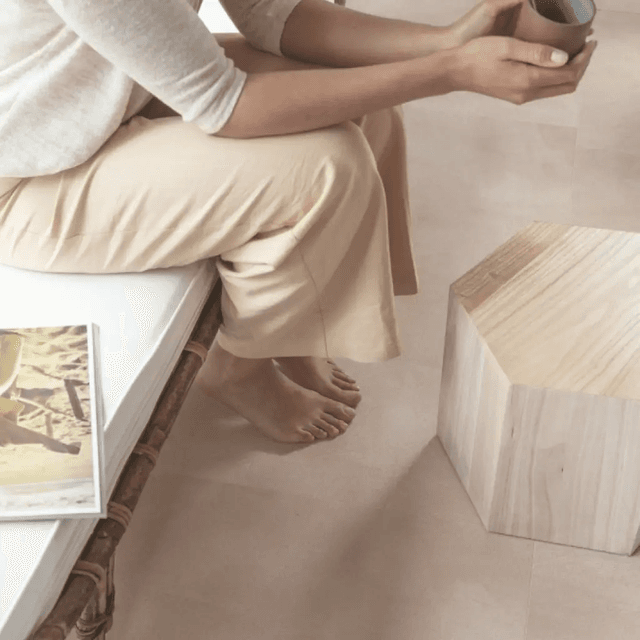 Panele winylowe SPC LVT z podkładem Soft Blush Klasa 33 6 mm, AVMTU40333, Quick-Step Unilin