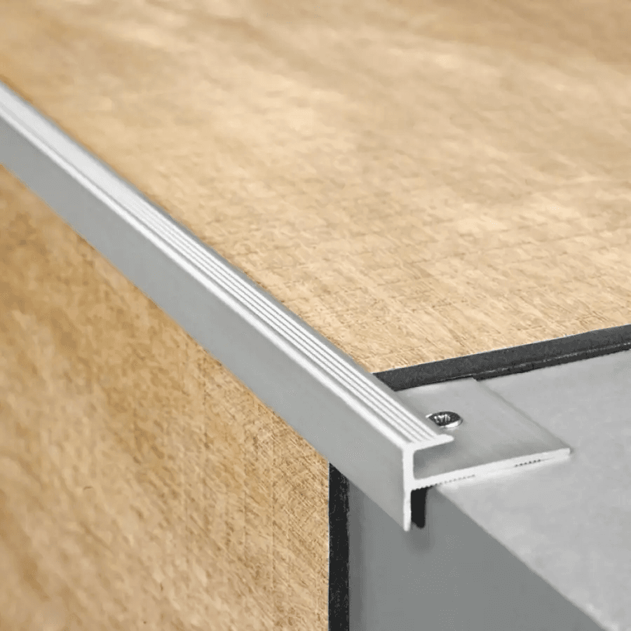 Profil schodowy aluminiowy do podłóg winylowych na Click 15 mm, QSVSTPCLICKSILVME200, Quick-Step Unilin