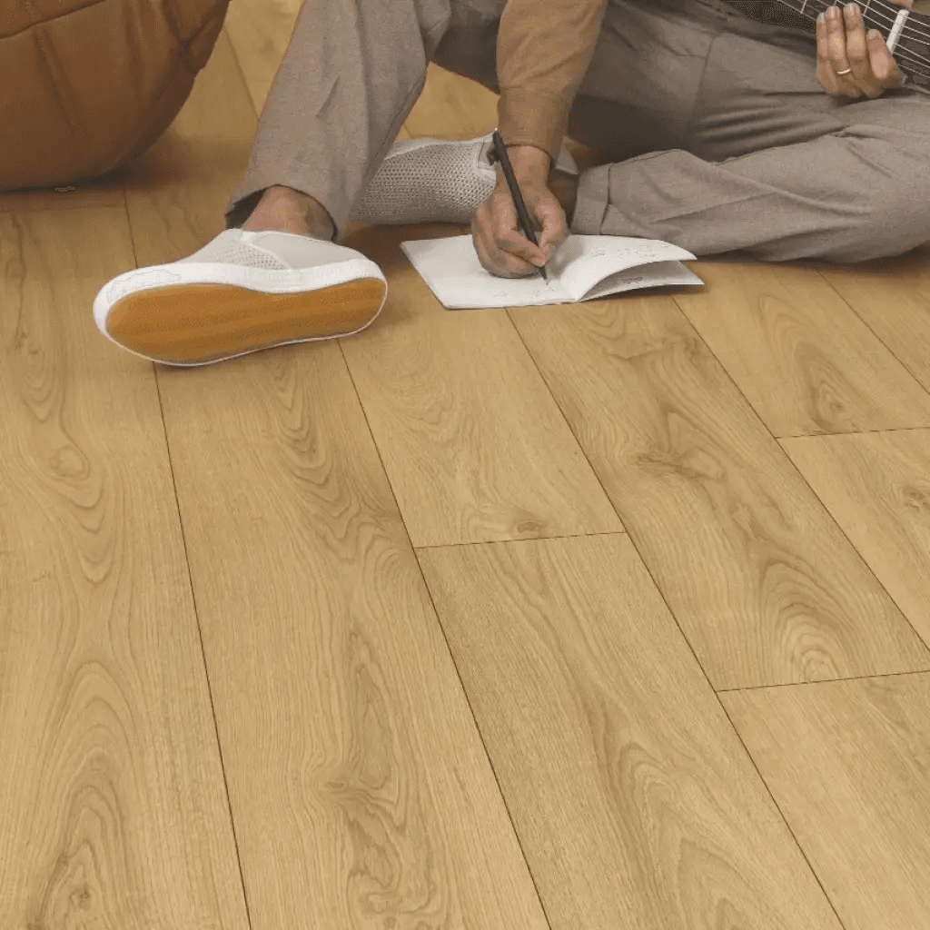 Panele podłogowe Dąb piaskowy CLM5801 AC4 8 mm, Quick-Step Unilin