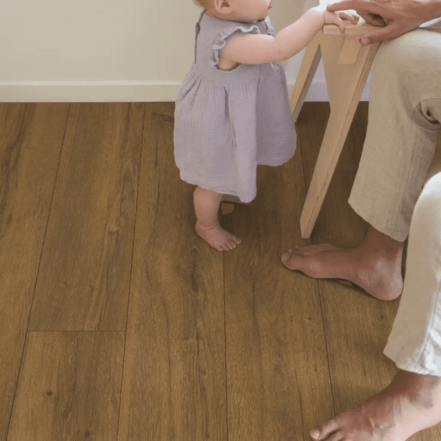 Panele podłogowe Dąb brązowy kakao CLM5793 AC4 8 mm, Quick-Step Unilin