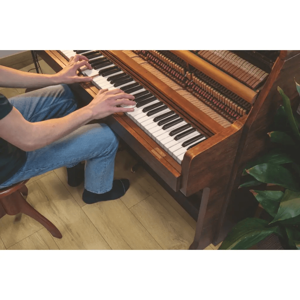 Panele podłogowe Dąb miodowy brązowy CLM5792 AC4 8 mm, Quick-Step Unilin