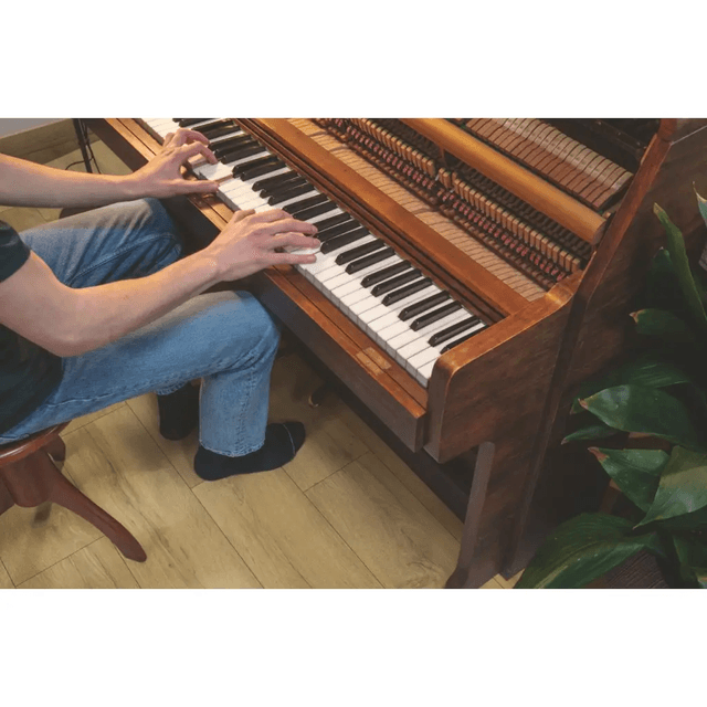 Panele podłogowe Dąb miodowy brązowy CLM5792 AC4 8 mm, Quick-Step Unilin