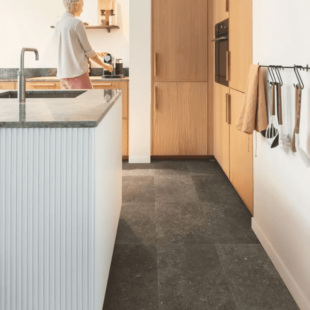 Panele podłogowe MUS5484 Kamień Przydymiony AC4 8 mm, Quick-Step Unilin